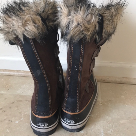 Sorel Boots - Picture 2 of 3